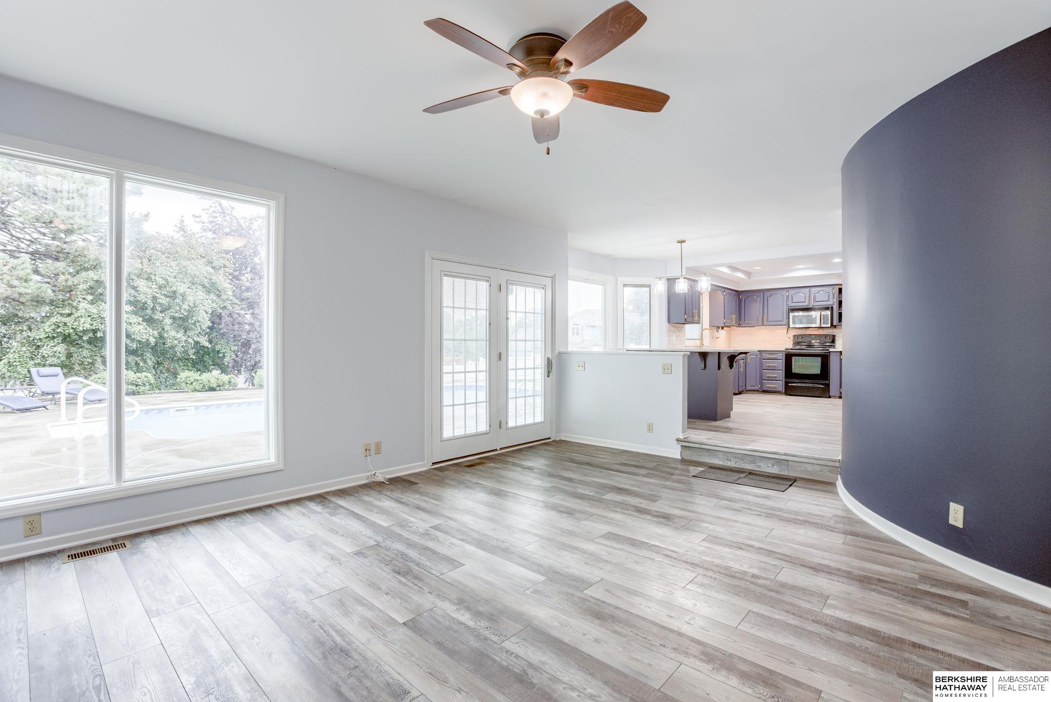 Omaha, Nebraska 68164, United States, 4 Bedrooms Bedrooms, ,4 BathroomsBathrooms,Residential,Active,159843