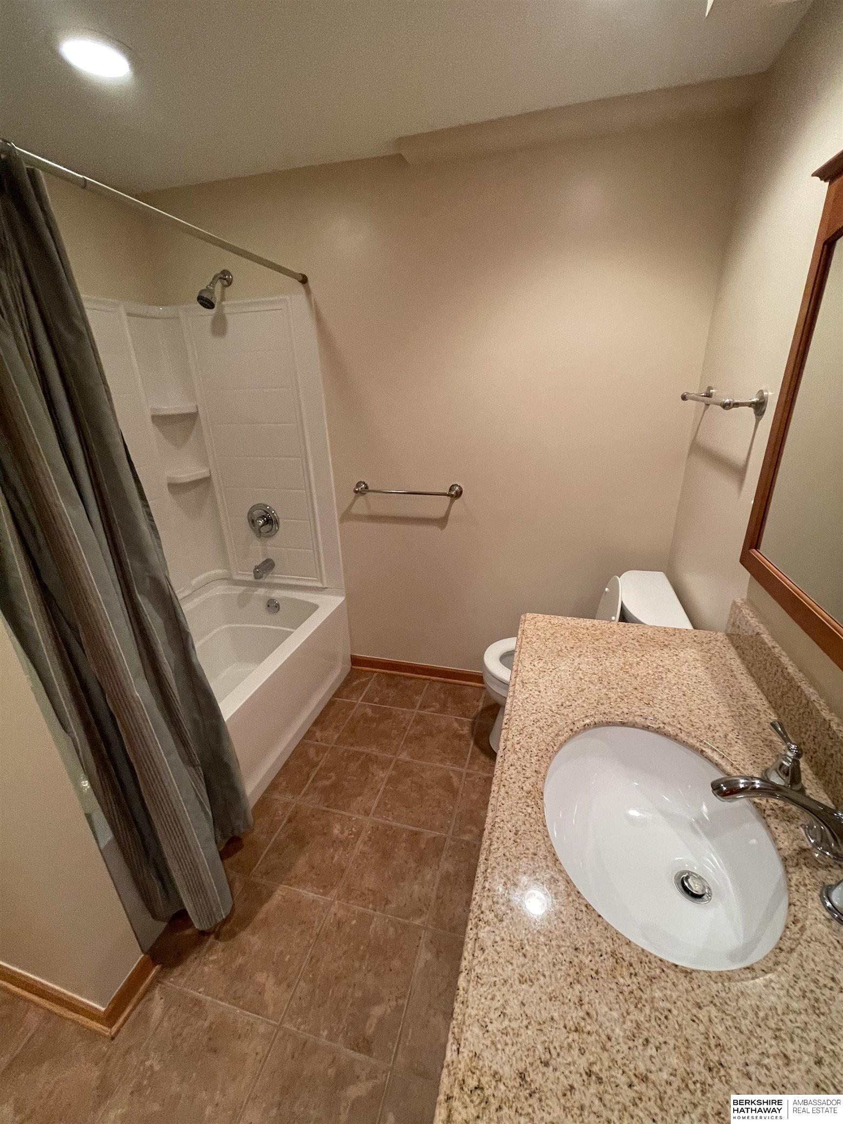 Omaha, Nebraska 68164, United States, 4 Bedrooms Bedrooms, ,4 BathroomsBathrooms,Residential,Active,159843