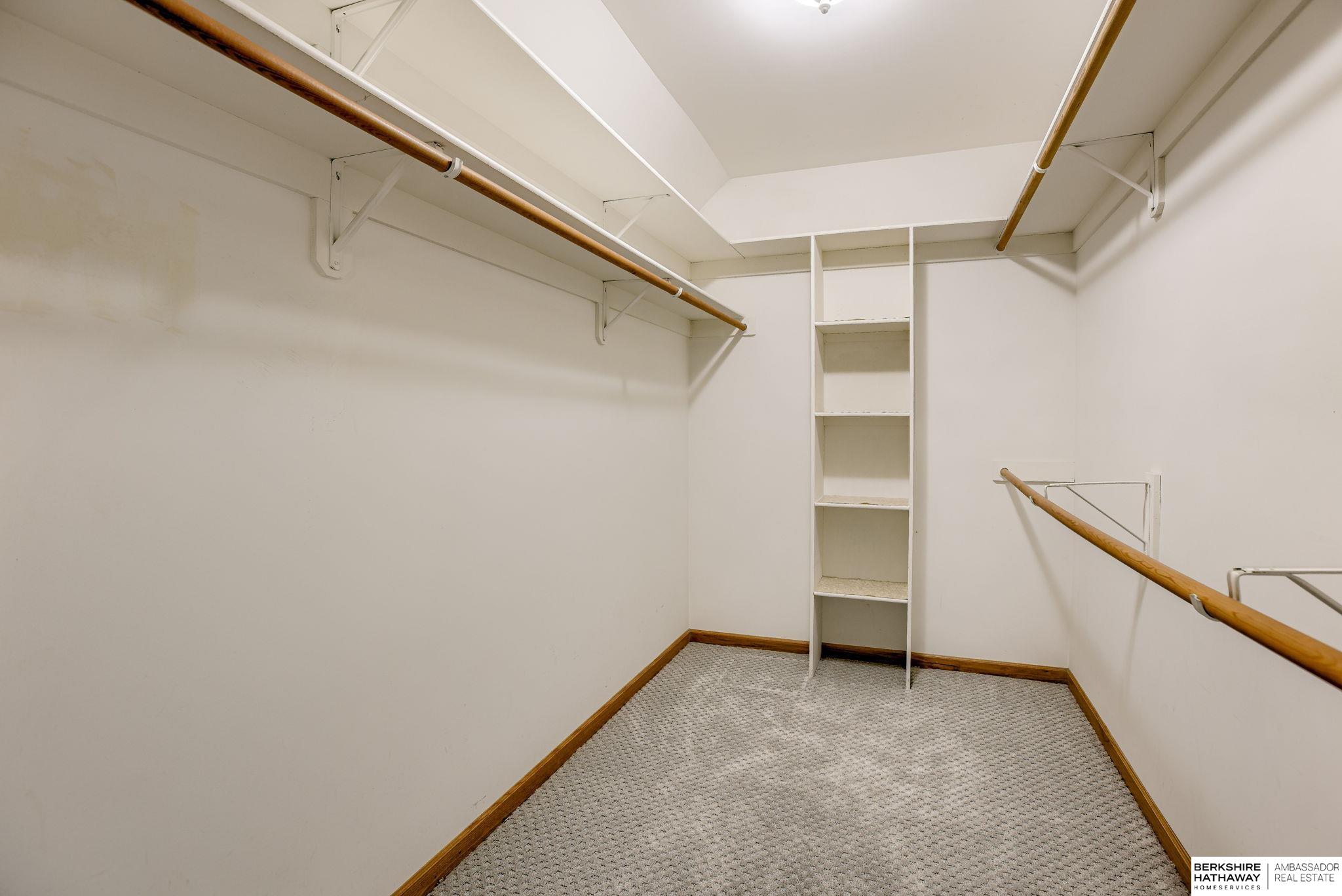 Omaha, Nebraska 68164, United States, 4 Bedrooms Bedrooms, ,4 BathroomsBathrooms,Residential,Active,159843