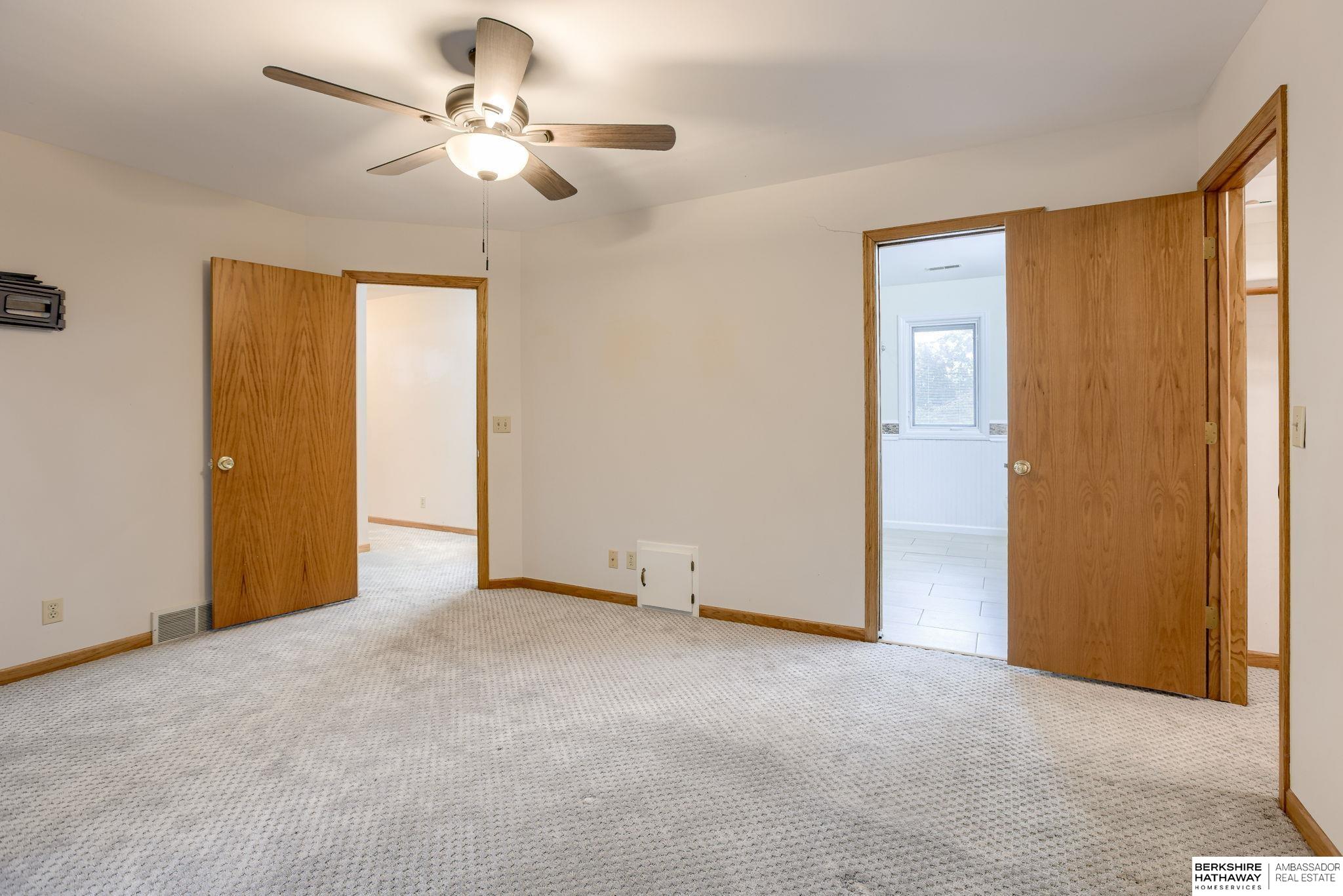 Omaha, Nebraska 68164, United States, 4 Bedrooms Bedrooms, ,4 BathroomsBathrooms,Residential,Active,159843