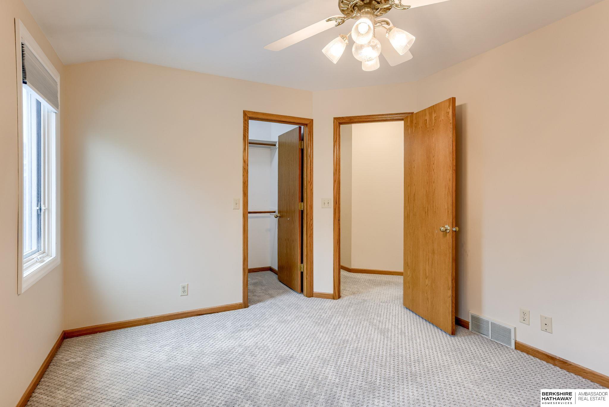 Omaha, Nebraska 68164, United States, 4 Bedrooms Bedrooms, ,4 BathroomsBathrooms,Residential,Active,159843