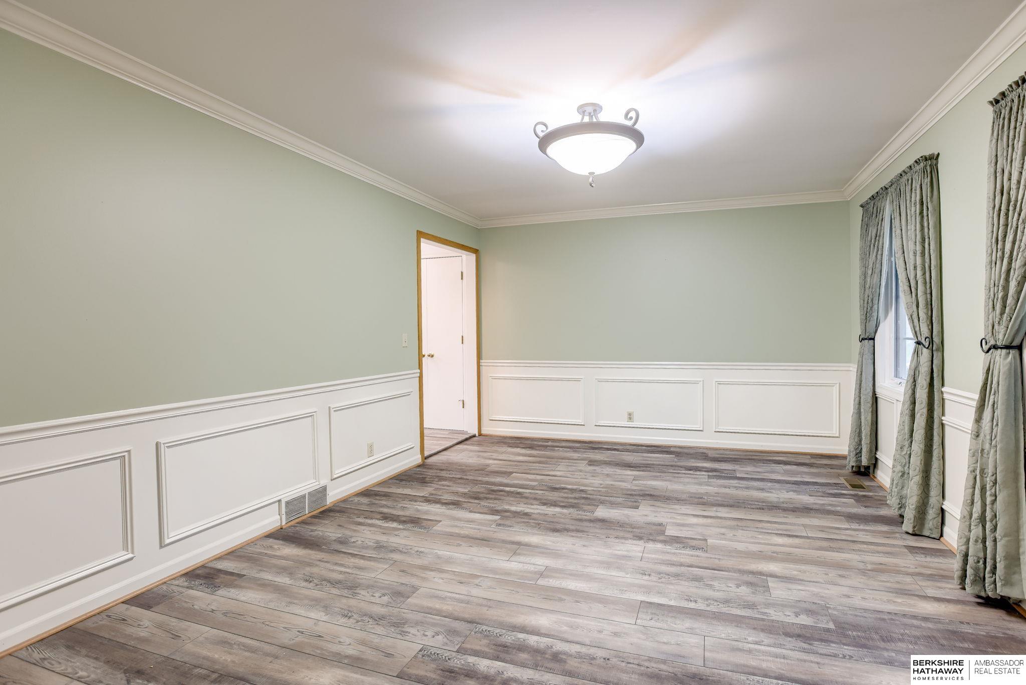 Omaha, Nebraska 68164, United States, 4 Bedrooms Bedrooms, ,4 BathroomsBathrooms,Residential,Active,159843