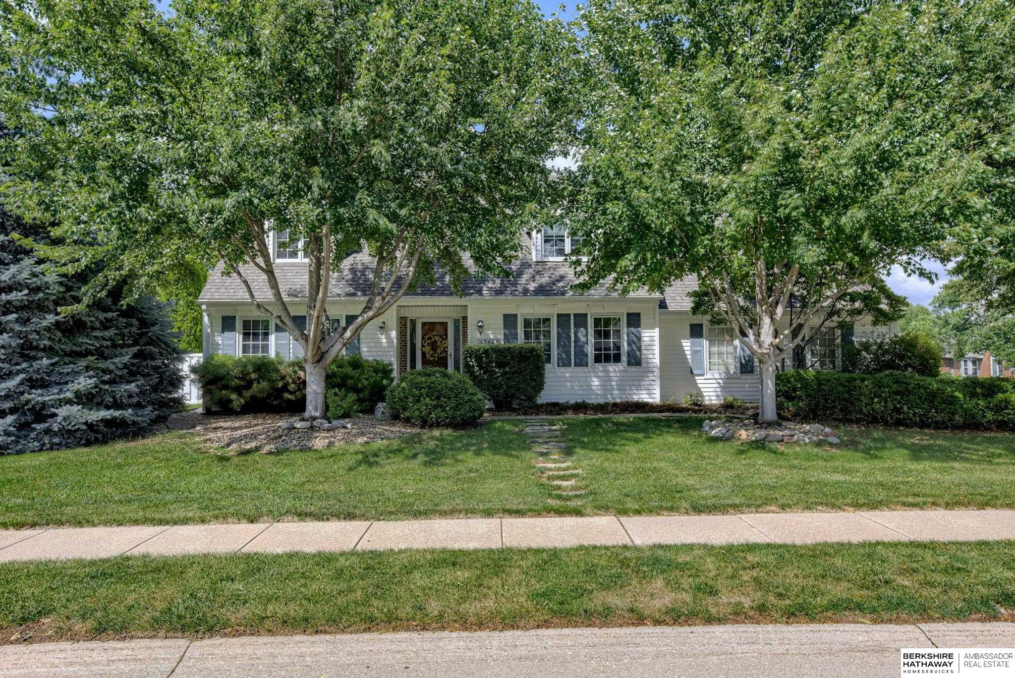 Omaha, Nebraska 68164, United States, 4 Bedrooms Bedrooms, ,4 BathroomsBathrooms,Residential,Active,159843