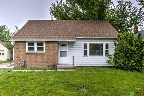Photo of 610 S 48th Street, Lincoln, NE 68504 (MLS # 22605828)
