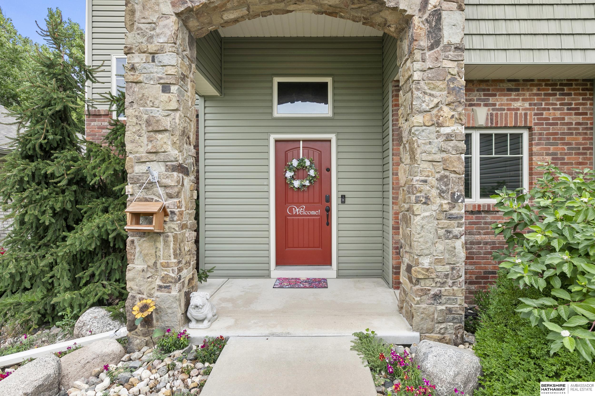 Lincoln, Nebraska 68526, United States, 4 Bedrooms Bedrooms, ,4 BathroomsBathrooms,Residential,Active,178501