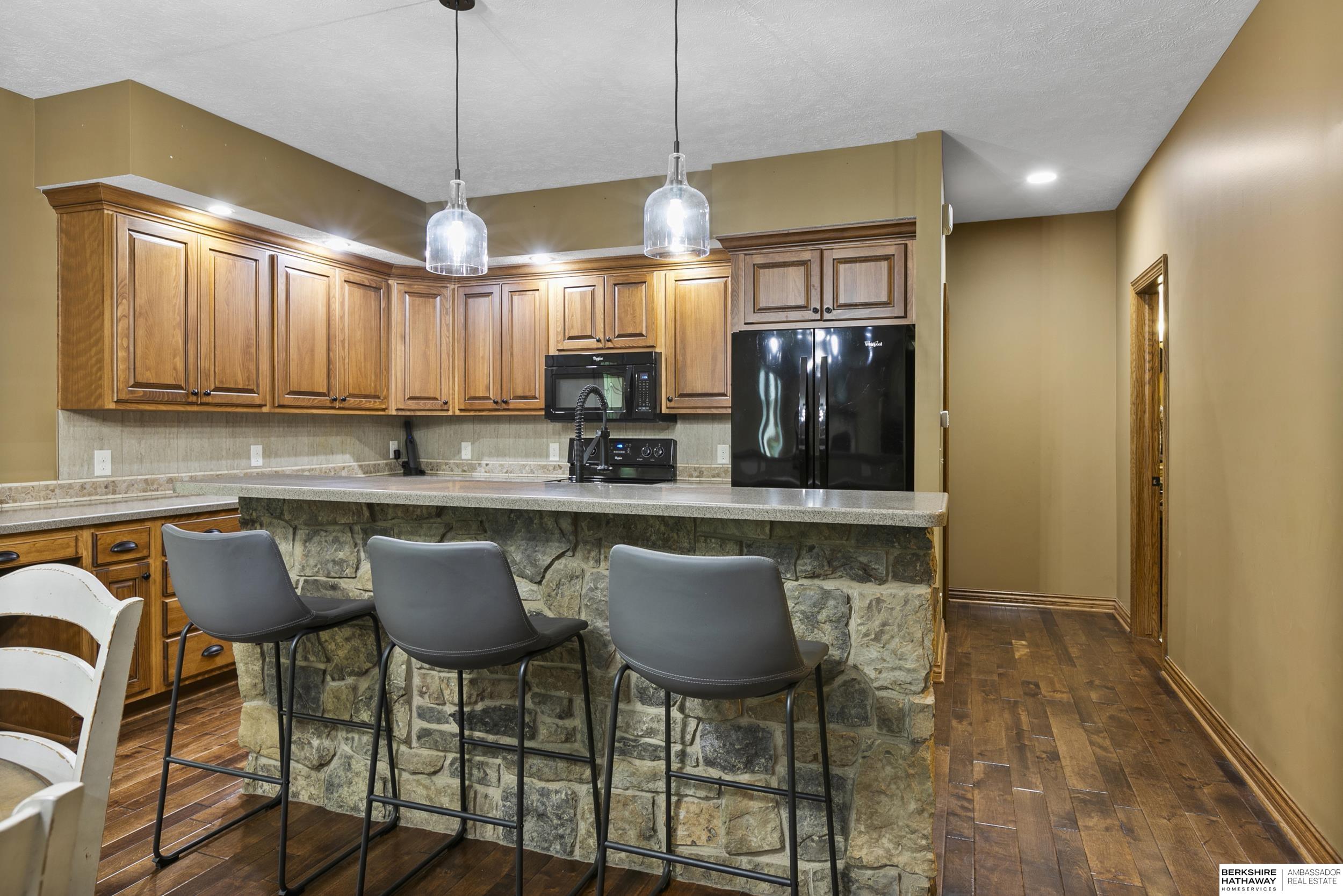 Lincoln, Nebraska 68526, United States, 4 Bedrooms Bedrooms, ,4 BathroomsBathrooms,Residential,Active,178501