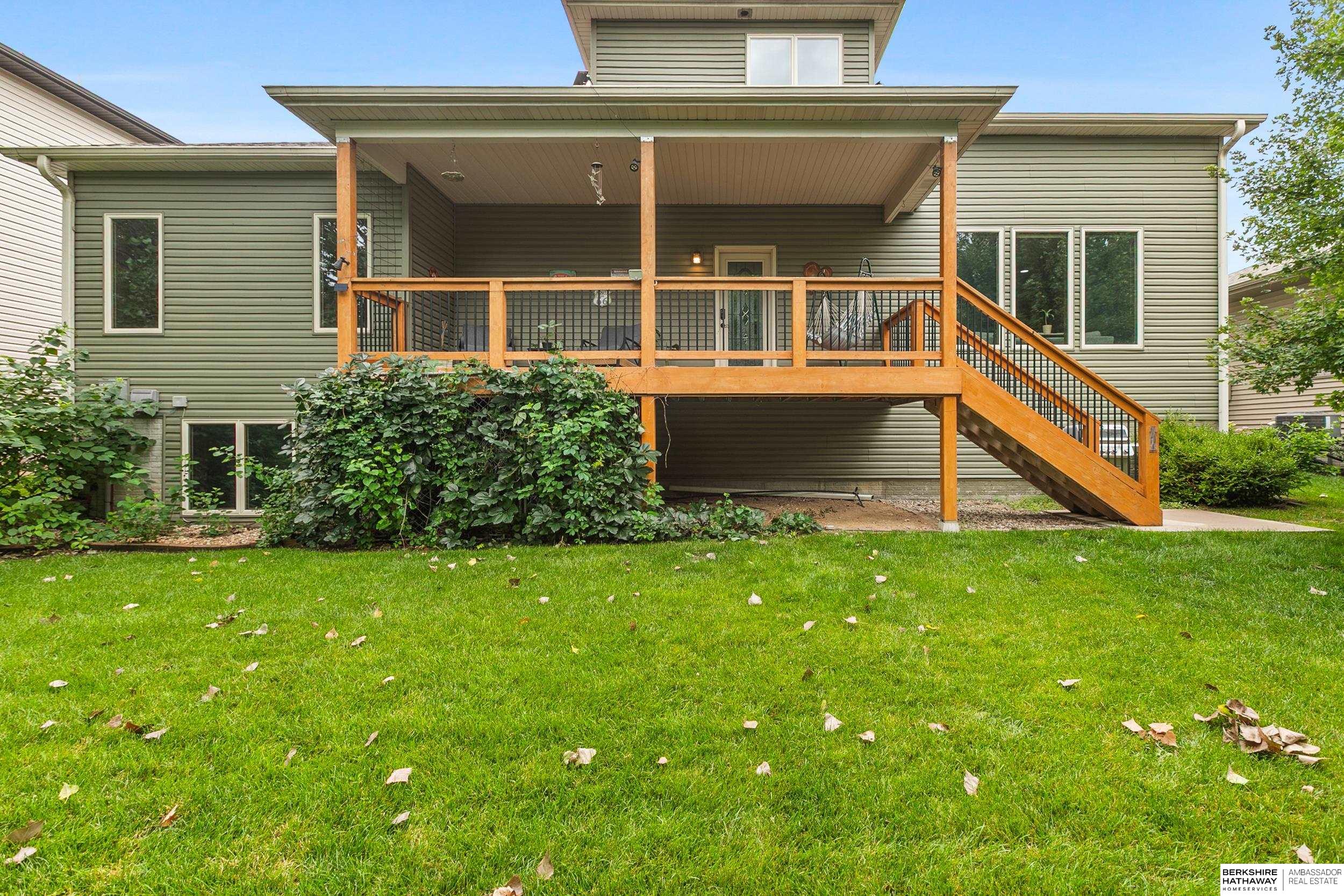 Lincoln, Nebraska 68526, United States, 4 Bedrooms Bedrooms, ,4 BathroomsBathrooms,Residential,Active,178501