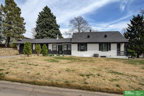 Photo of 4434 R Street, Omaha, NE 68107 (MLS # 22609930)