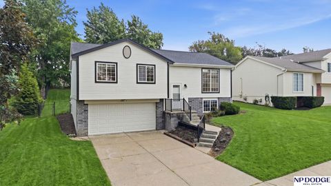 Photo of 15302 Spencer Street, Omaha, NE 68116 (MLS # 22614408)