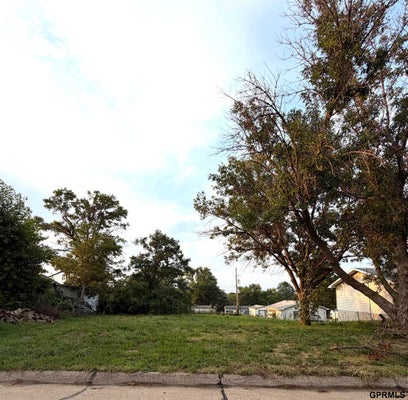 1118 8TH ST, AUBURN, NE 68305 - Image f2e8569dc4ba0d20ed5d03b26b5f2f2f/2403553306