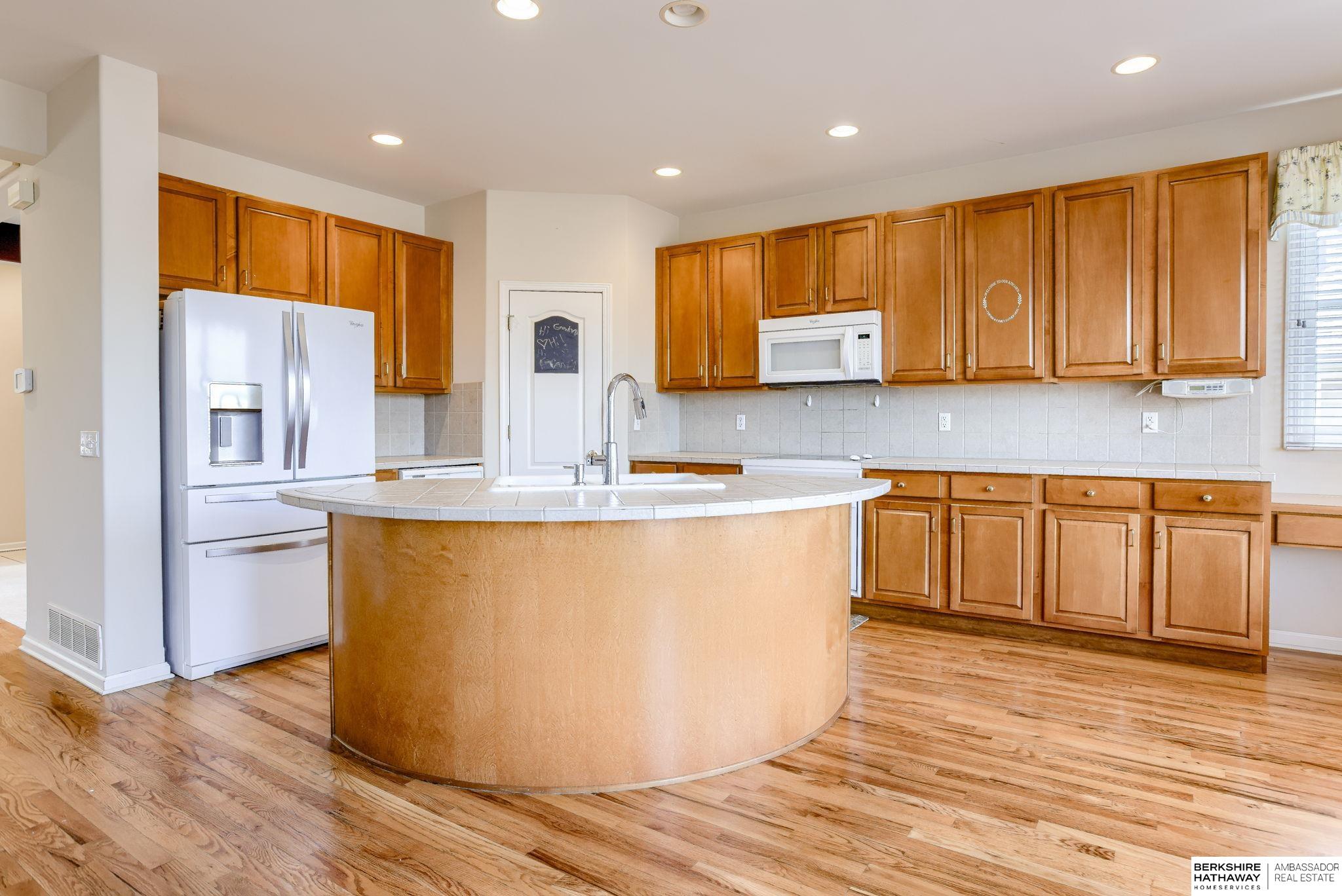 Bellevue, Nebraska 68147, United States, 4 Bedrooms Bedrooms, ,2 BathroomsBathrooms,Residential,Active,165249