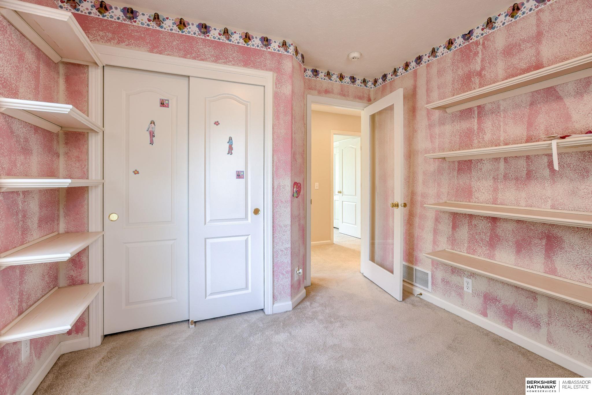 Bellevue, Nebraska 68147, United States, 4 Bedrooms Bedrooms, ,2 BathroomsBathrooms,Residential,Active,165249