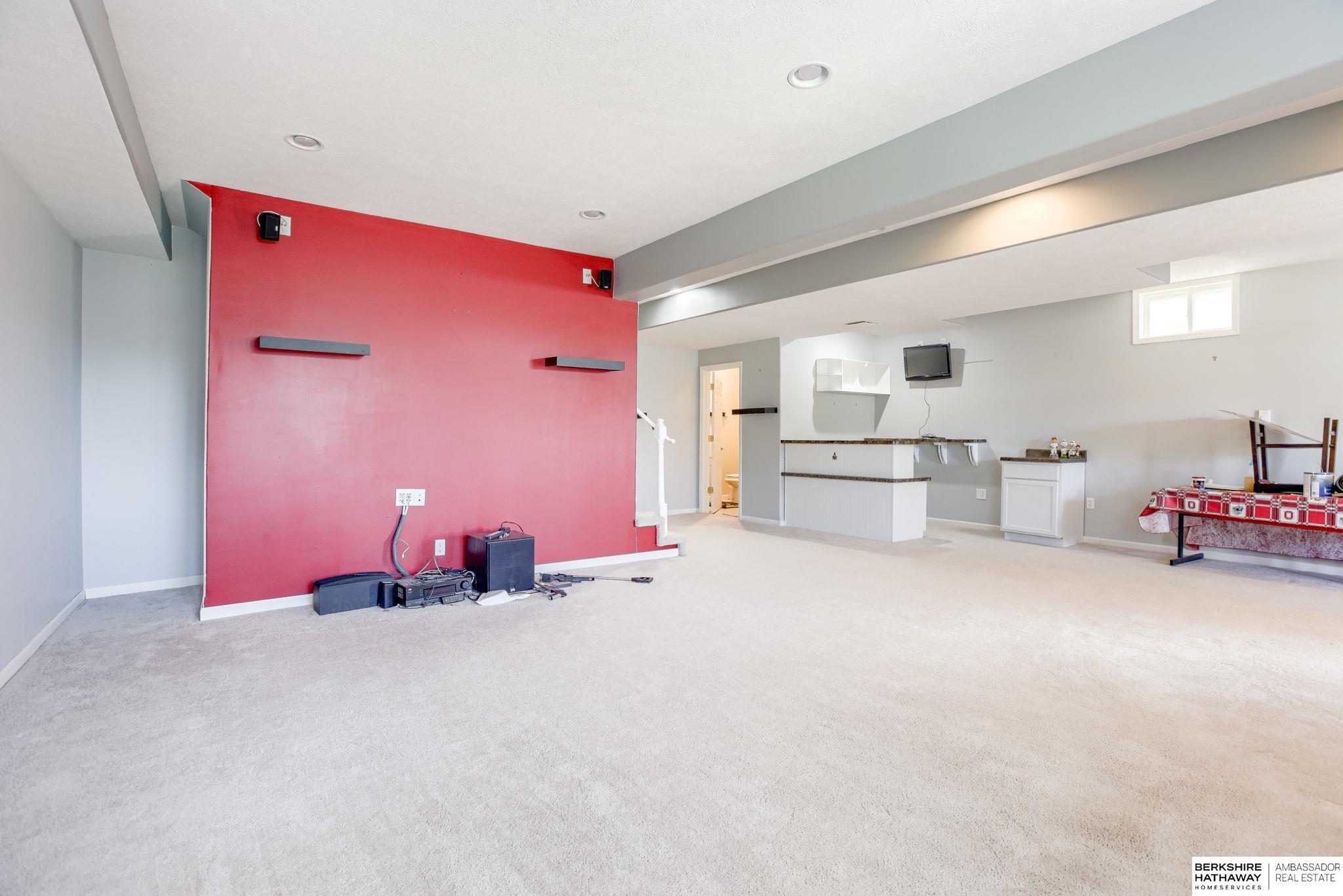 Bellevue, Nebraska 68147, United States, 4 Bedrooms Bedrooms, ,2 BathroomsBathrooms,Residential,Active,165249