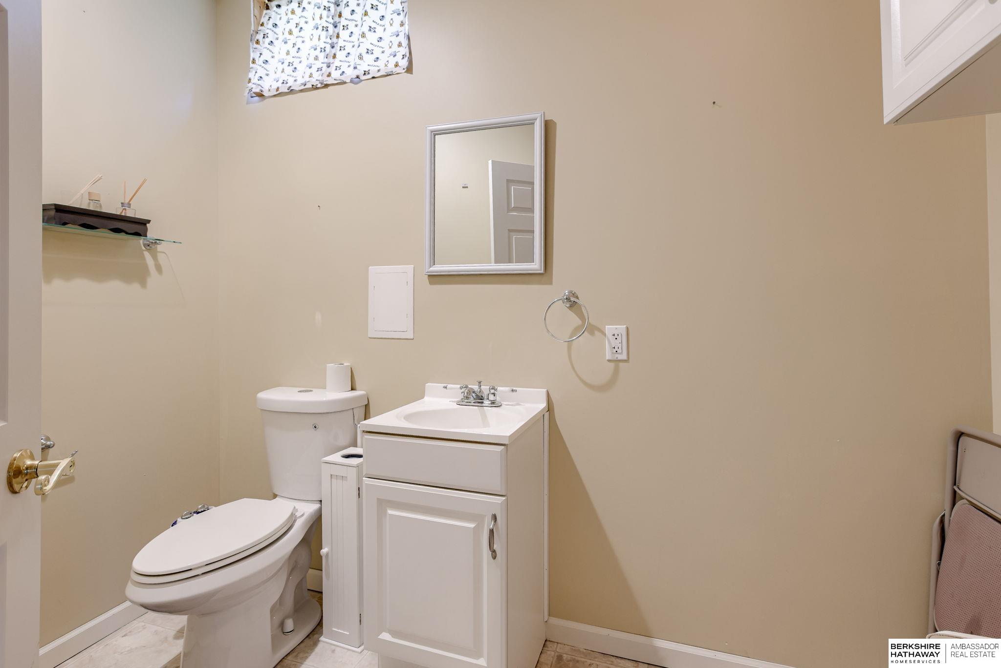 Bellevue, Nebraska 68147, United States, 4 Bedrooms Bedrooms, ,2 BathroomsBathrooms,Residential,Active,165249