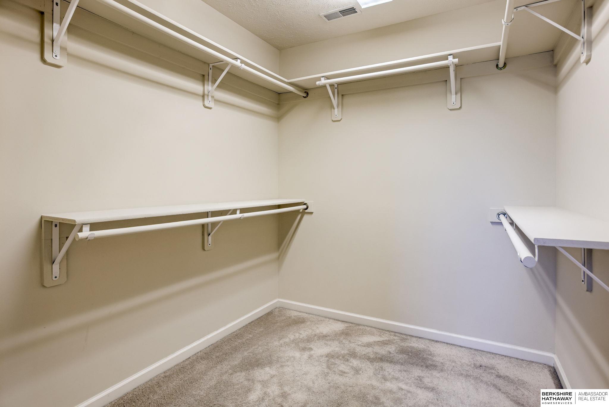 Bellevue, Nebraska 68147, United States, 4 Bedrooms Bedrooms, ,2 BathroomsBathrooms,Residential,Active,165249