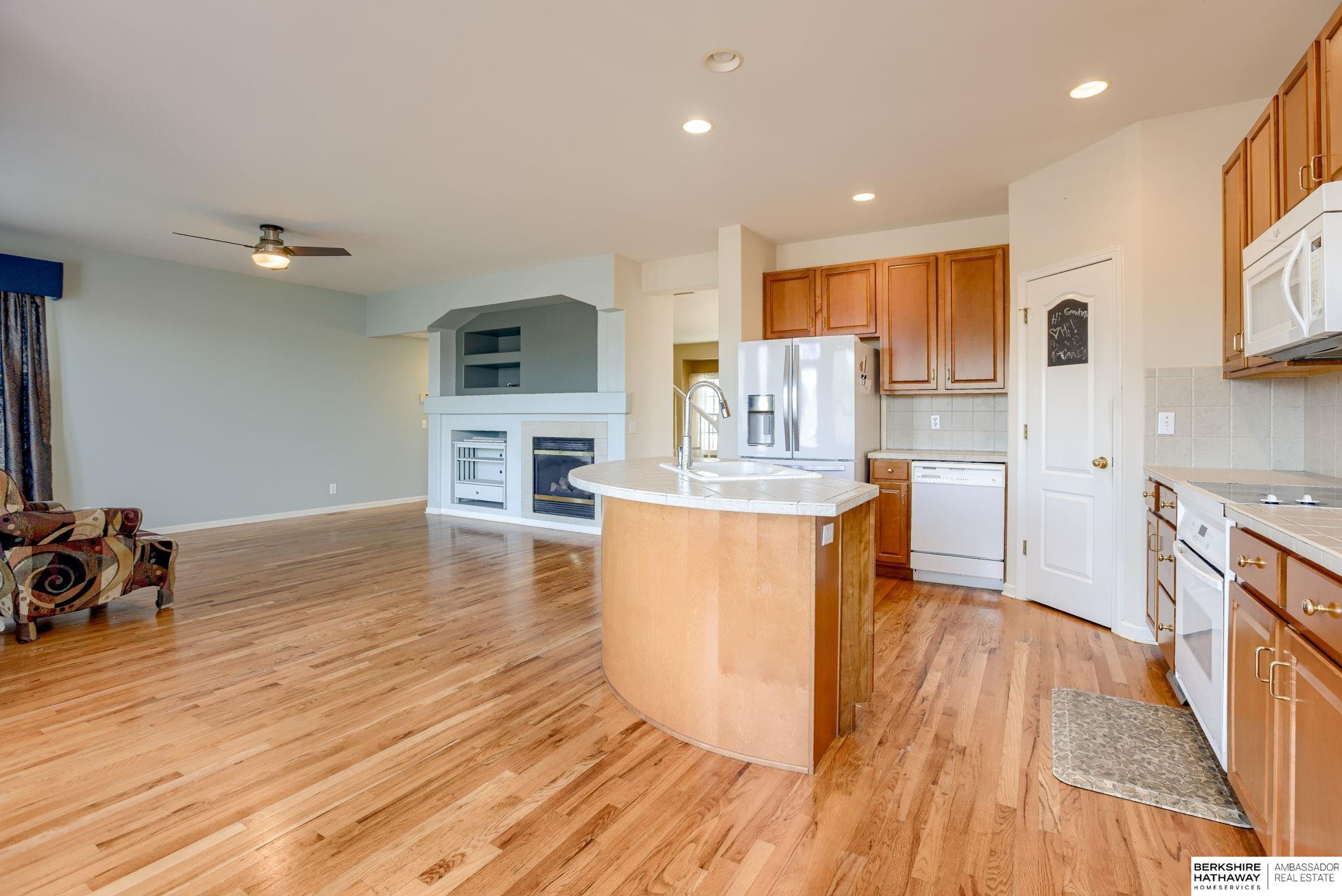 Bellevue, Nebraska 68147, United States, 4 Bedrooms Bedrooms, ,2 BathroomsBathrooms,Residential,Active,165249