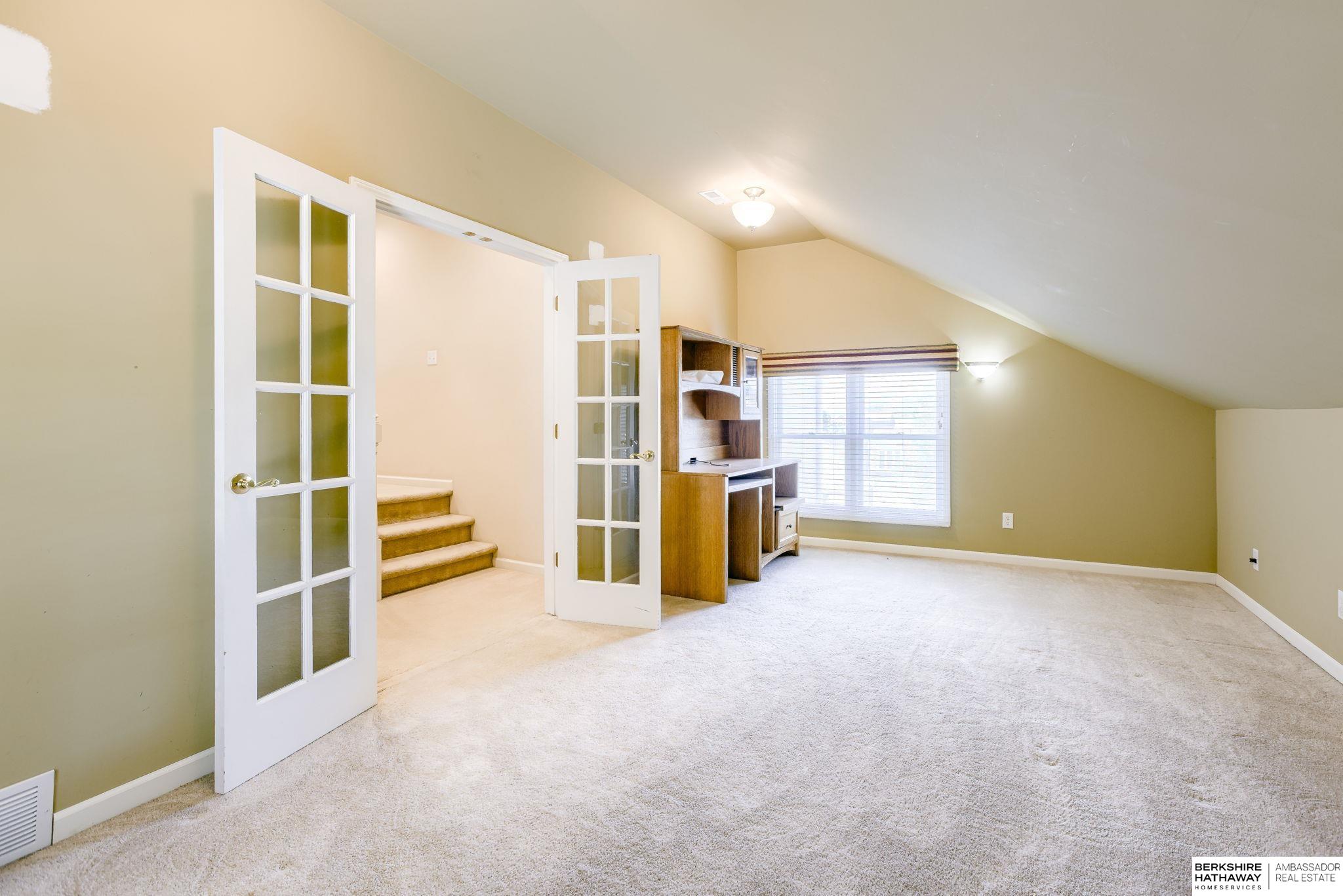 Bellevue, Nebraska 68147, United States, 4 Bedrooms Bedrooms, ,2 BathroomsBathrooms,Residential,Active,165249