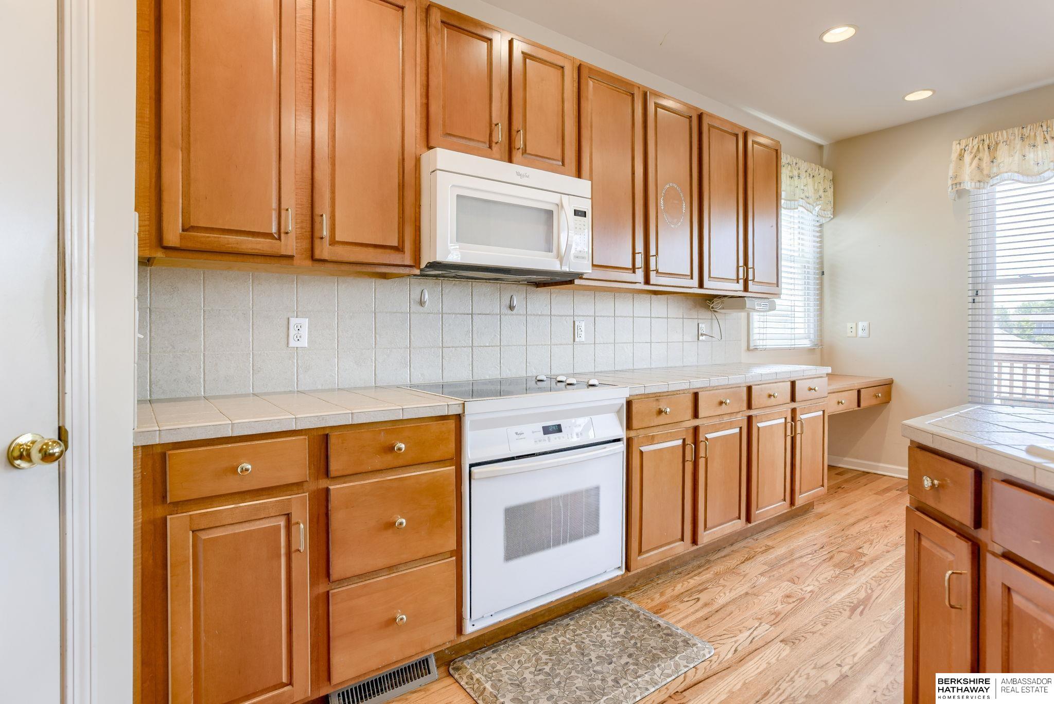 Bellevue, Nebraska 68147, United States, 4 Bedrooms Bedrooms, ,2 BathroomsBathrooms,Residential,Active,165249