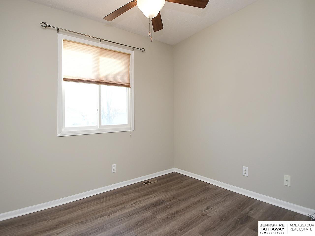 Lincoln, Nebraska 68522, United States, 3 Bedrooms Bedrooms, ,2 BathroomsBathrooms,Residential,Pending,252054