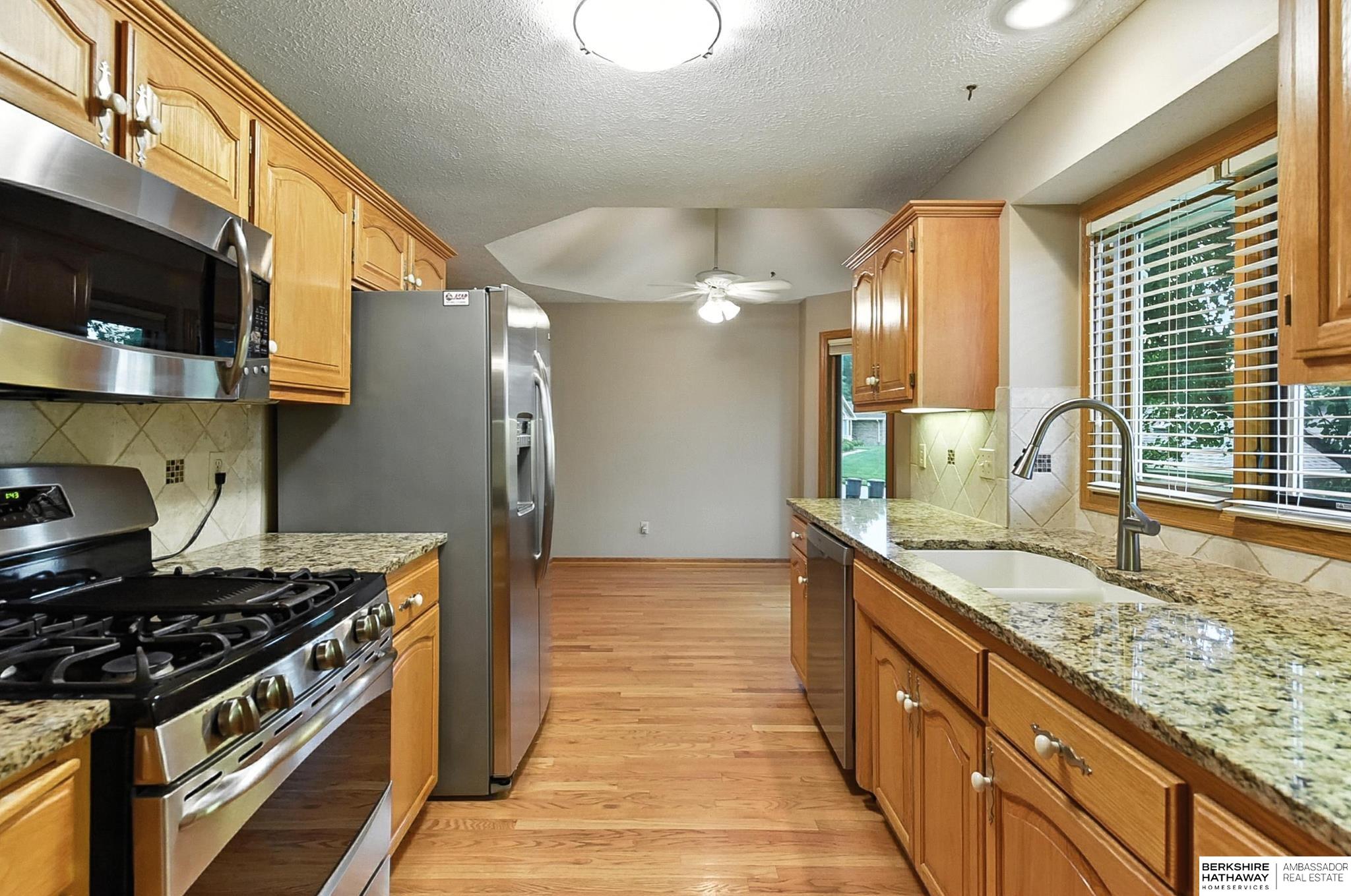 Omaha, Nebraska 68164, United States, 3 Bedrooms Bedrooms, ,2 BathroomsBathrooms,Residential,Active,169803