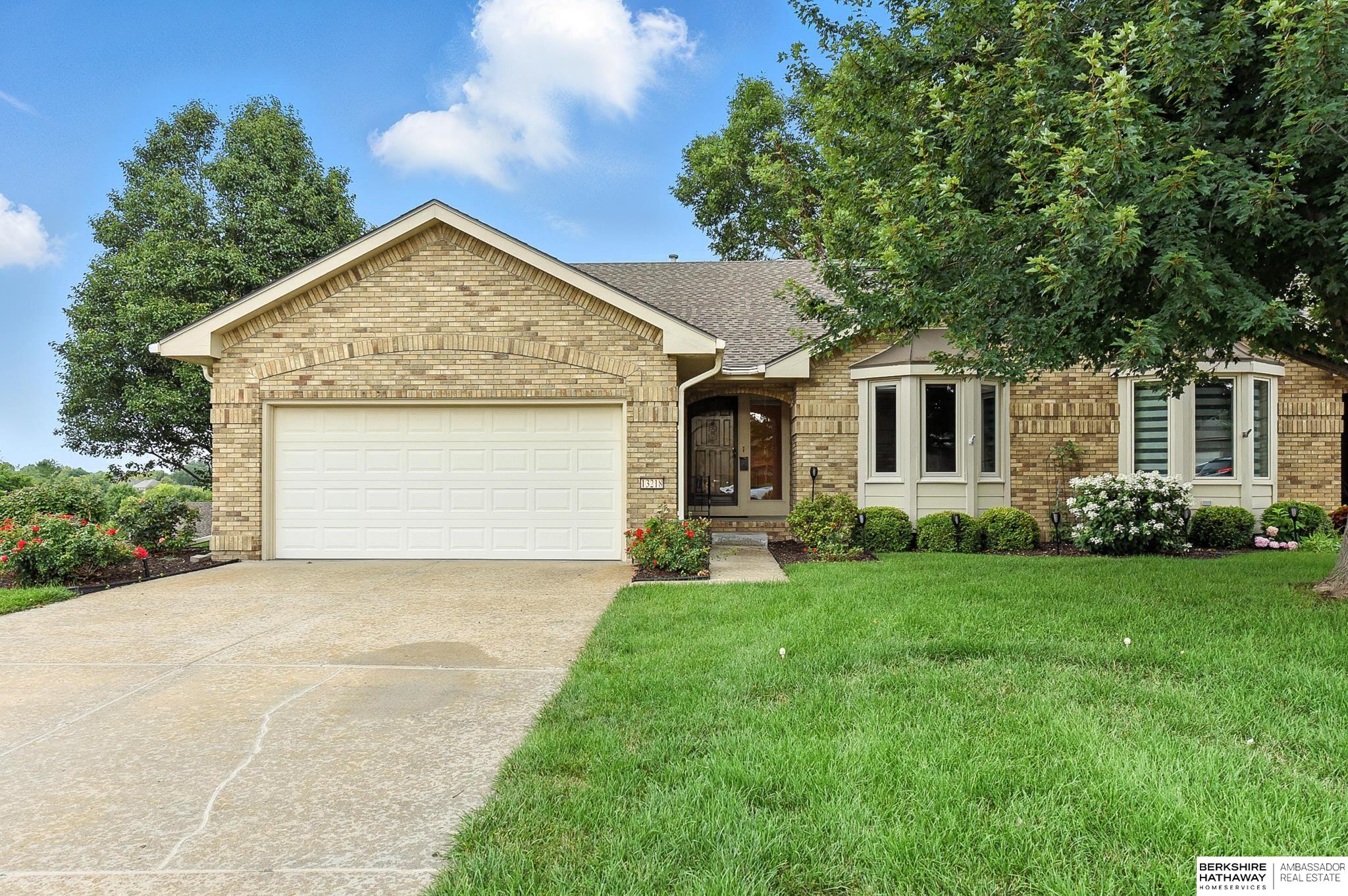 Omaha, Nebraska 68164, United States, 3 Bedrooms Bedrooms, ,2 BathroomsBathrooms,Residential,Active,169803