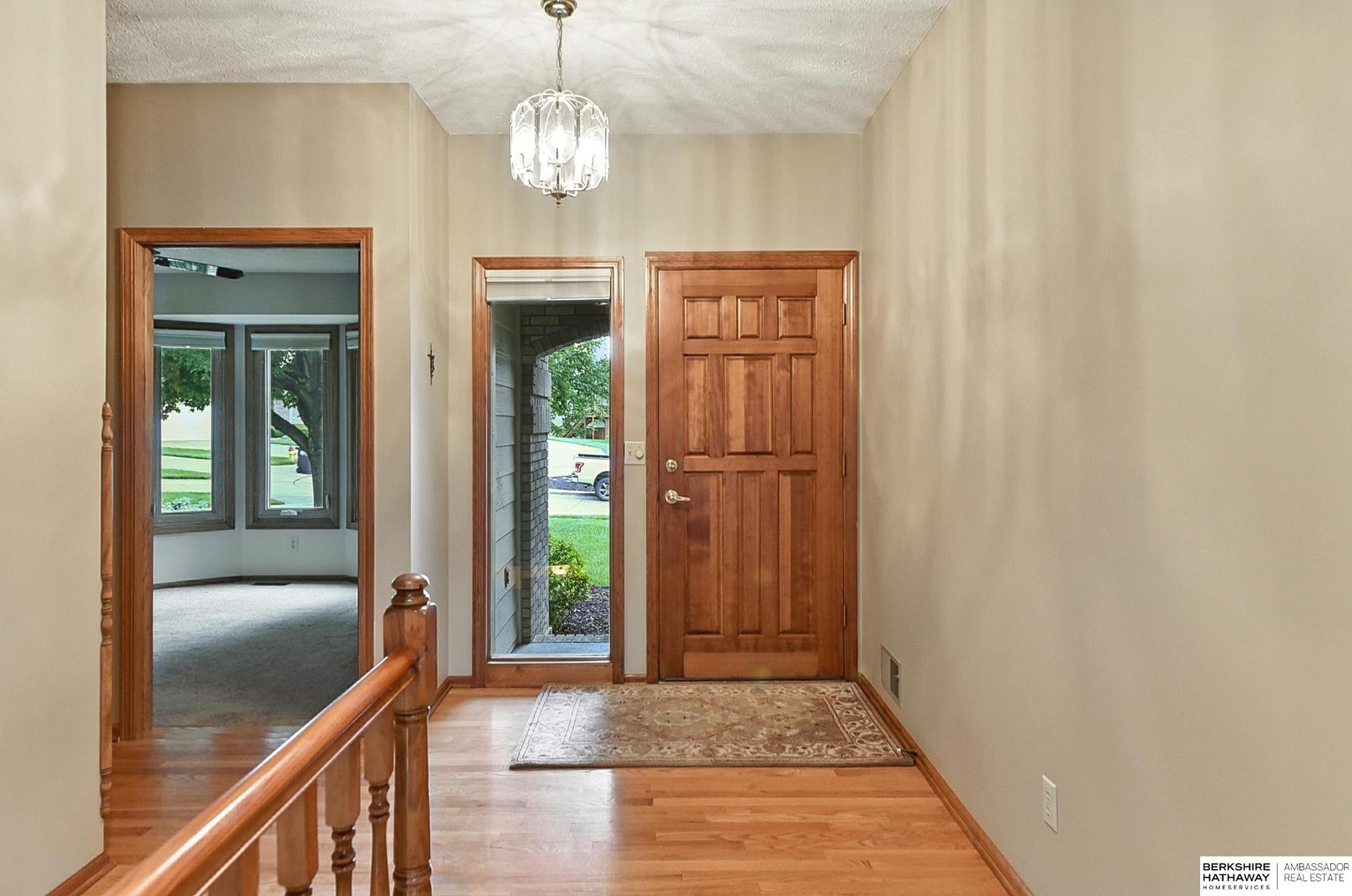 Omaha, Nebraska 68164, United States, 3 Bedrooms Bedrooms, ,2 BathroomsBathrooms,Residential,Active,169803