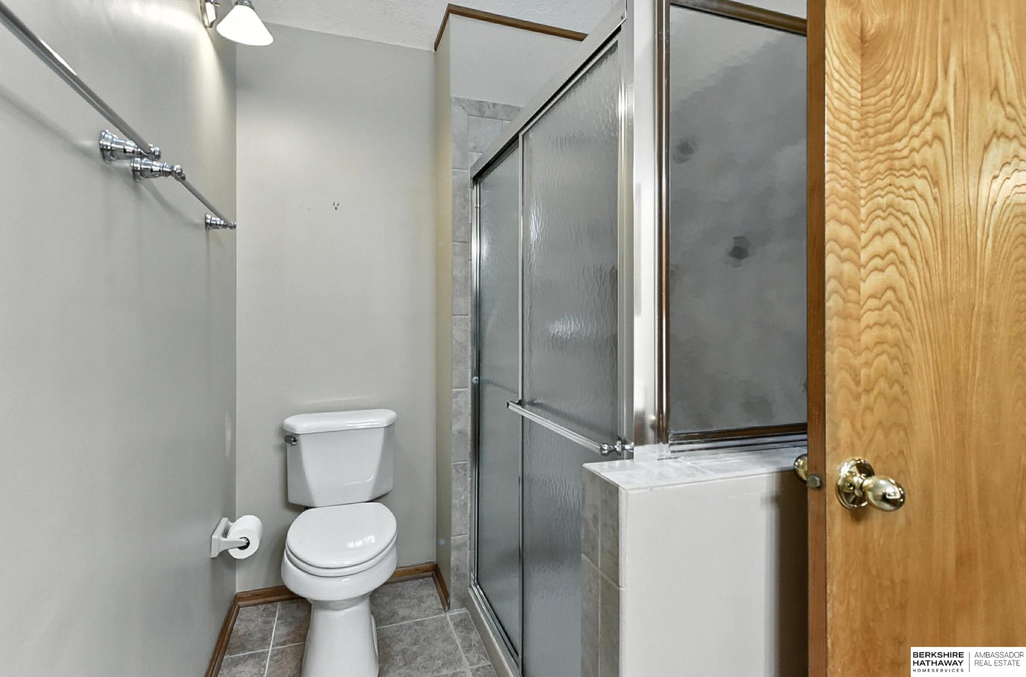 Omaha, Nebraska 68164, United States, 3 Bedrooms Bedrooms, ,2 BathroomsBathrooms,Residential,Active,169803