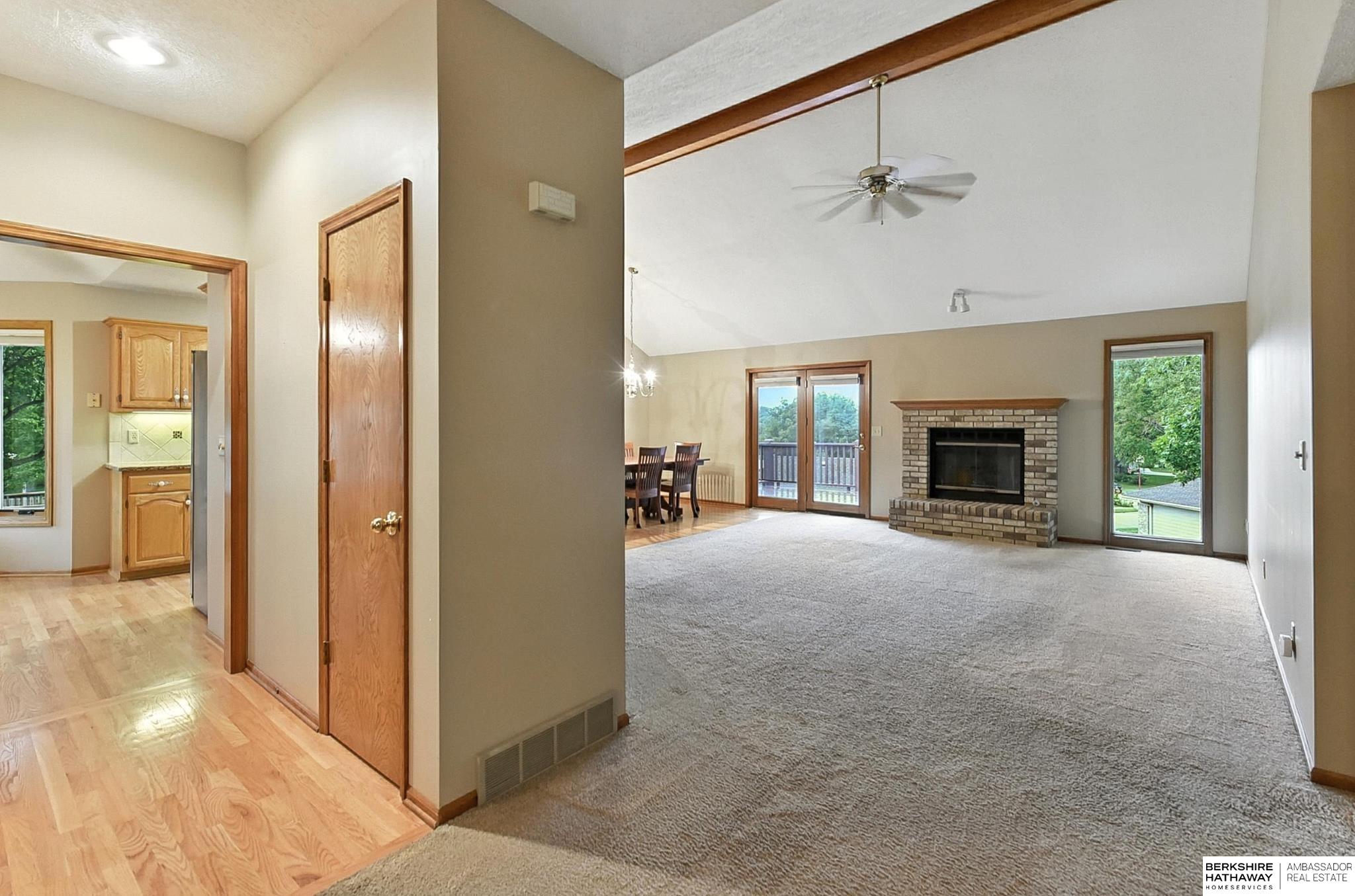 Omaha, Nebraska 68164, United States, 3 Bedrooms Bedrooms, ,2 BathroomsBathrooms,Residential,Active,169803