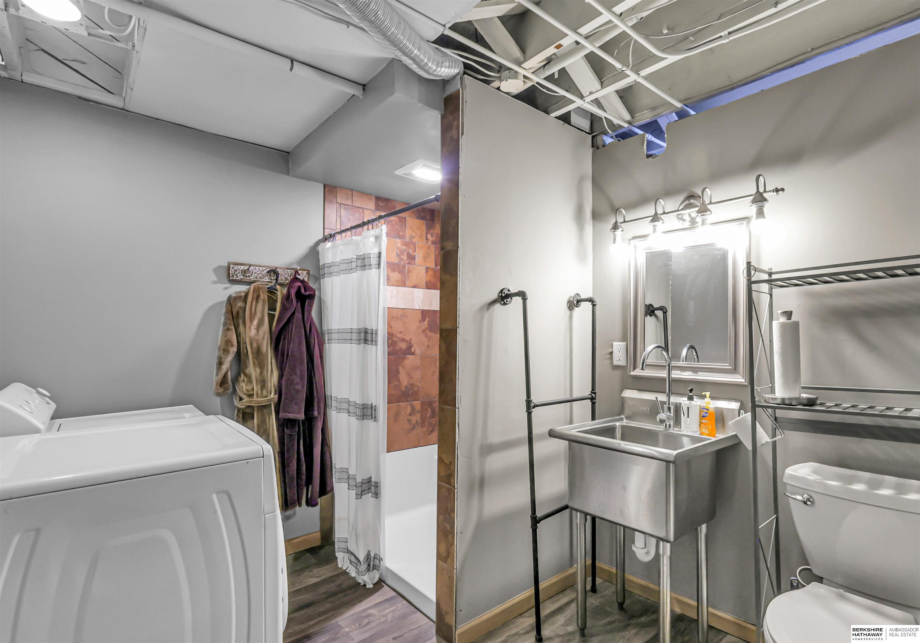 Omaha, Nebraska 68104, United States, 3 Bedrooms Bedrooms, ,2 BathroomsBathrooms,Residential,Active,164604