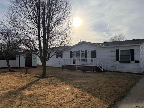 Photo of 3101 Washington Street #73, Bellevue, NE 68005 (MLS # 22604374)