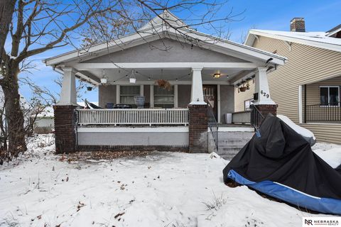 Photo of 629 S 27th Street, Lincoln, NE 68510 (MLS # 22607736)