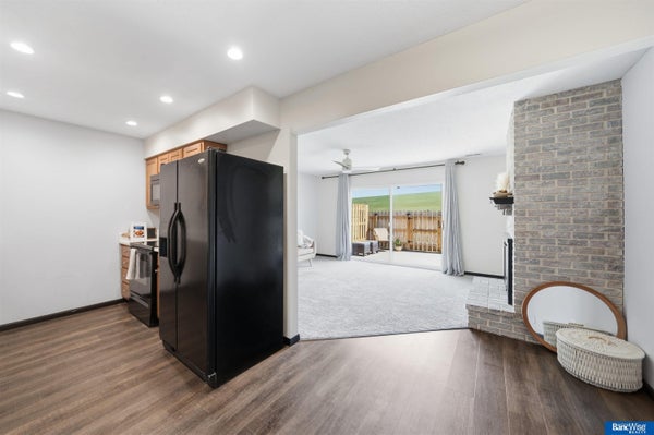 3552 NEERPARK DR, LINCOLN, NE 68506 - Image f40a834cf00eb5bb5aa05ab11641a3b6/1840283324