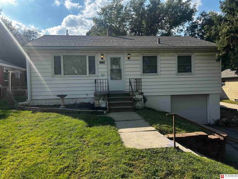 Photo of 2112 S 49th Street, Omaha, NE 68106 (MLS # 22529535)