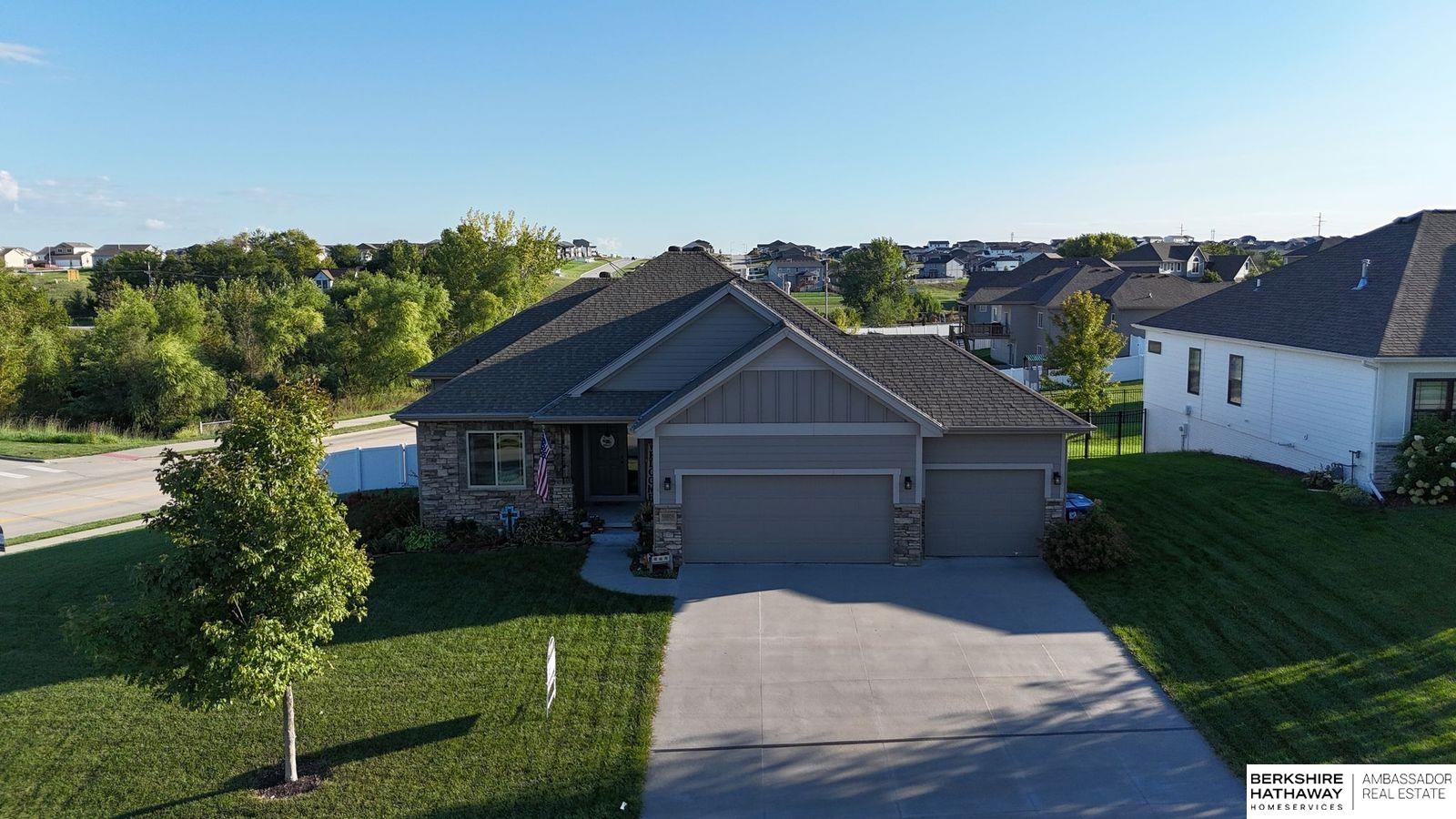 Papillion, Nebraska 68046, United States, 4 Bedrooms Bedrooms, ,3 BathroomsBathrooms,Residential,Active,217941