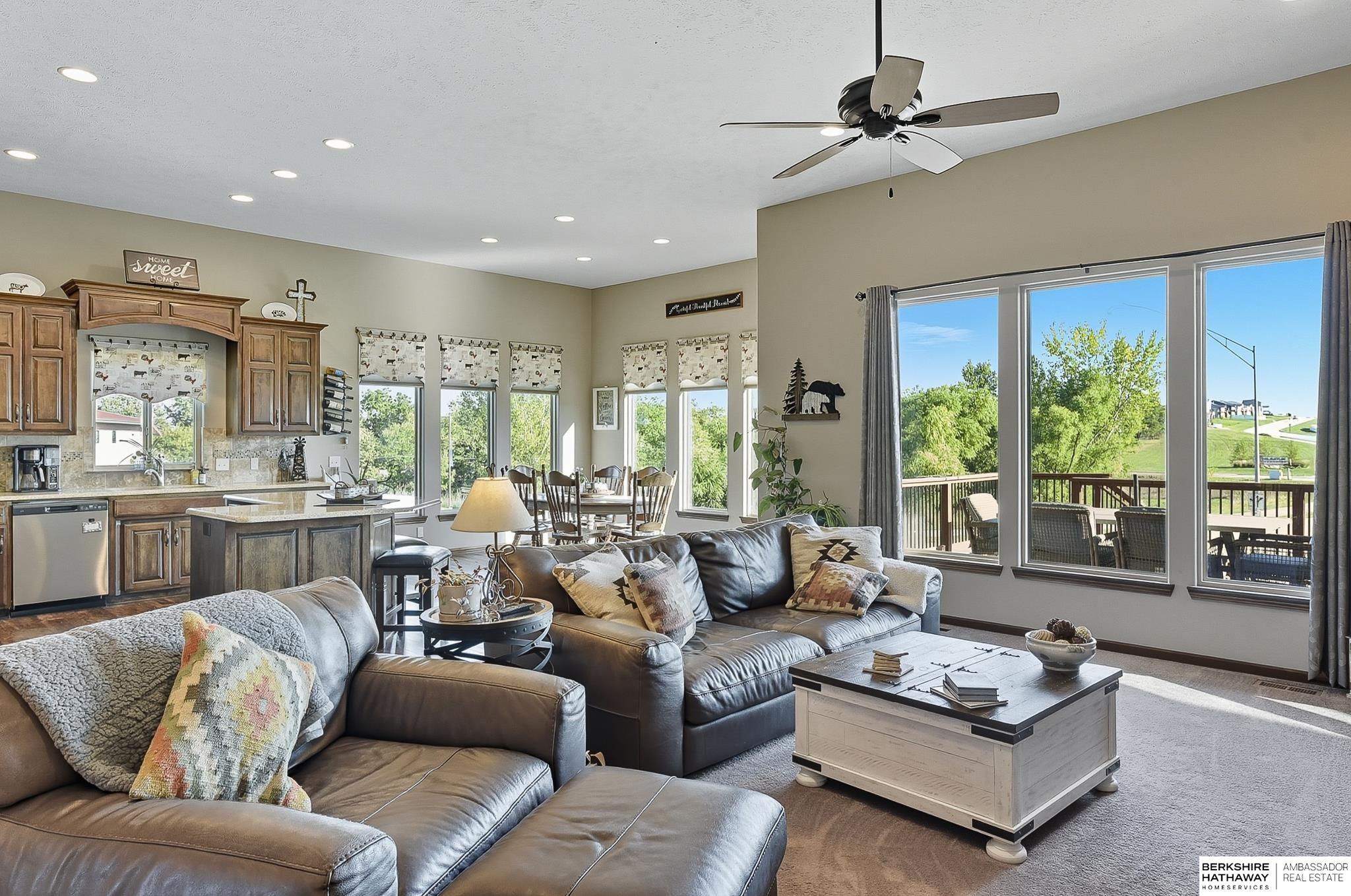 Papillion, Nebraska 68046, United States, 4 Bedrooms Bedrooms, ,3 BathroomsBathrooms,Residential,Active,217941