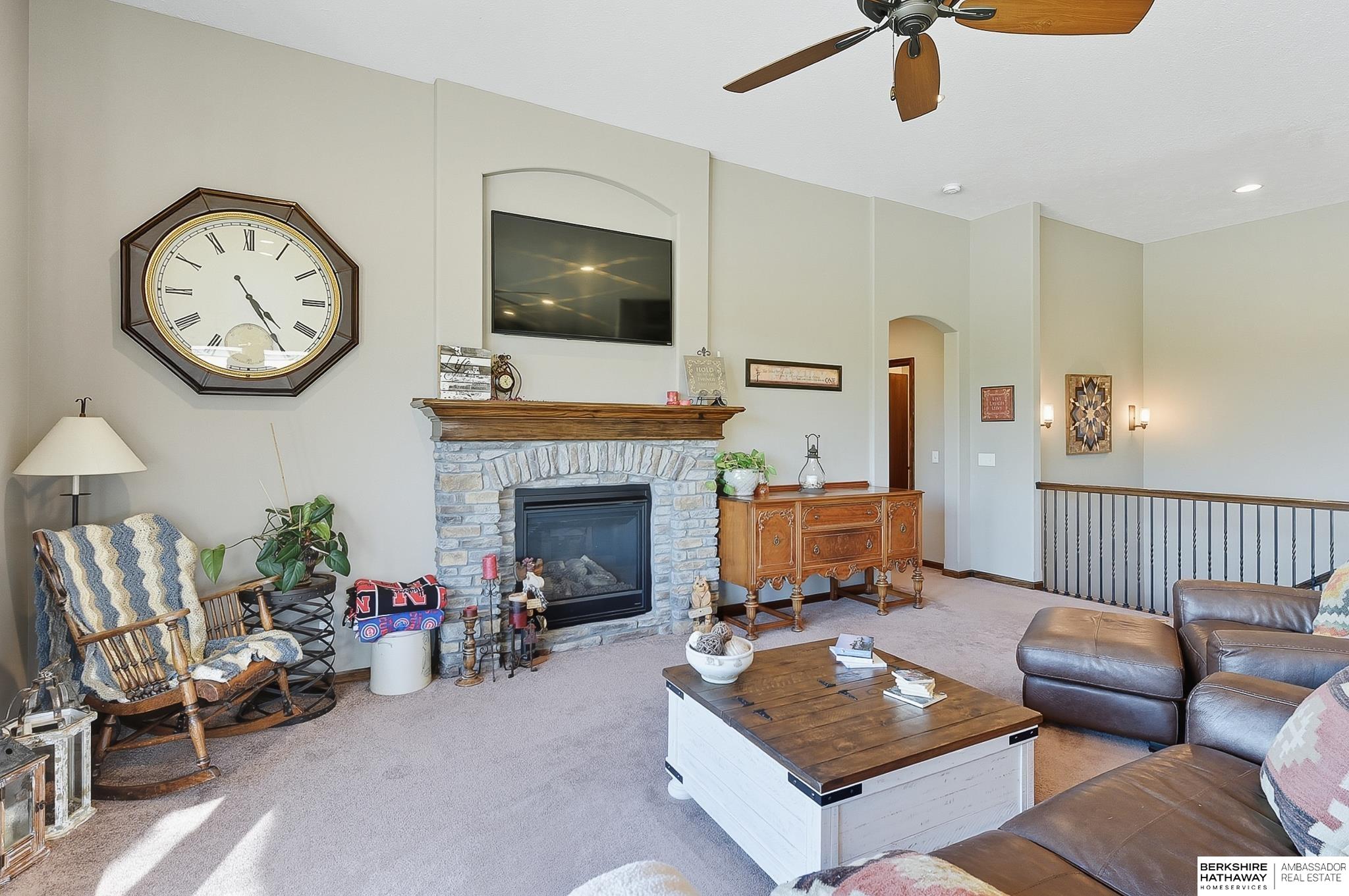 Papillion, Nebraska 68046, United States, 4 Bedrooms Bedrooms, ,3 BathroomsBathrooms,Residential,Active,217941