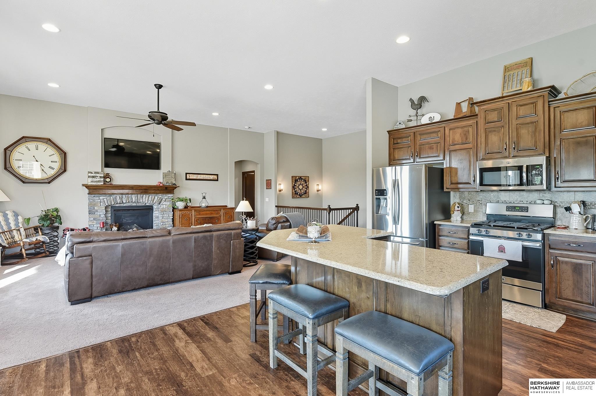 Papillion, Nebraska 68046, United States, 4 Bedrooms Bedrooms, ,3 BathroomsBathrooms,Residential,Active,217941