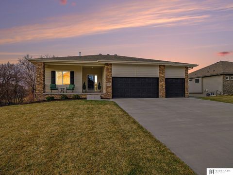 Photo of 5158 Waterford Avenue Circle, Papillion, NE 68133 (MLS # 22607267)