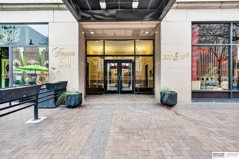 Photo of 300 S 16th Street #701, Omaha, NE 68102 (MLS # 22601287)