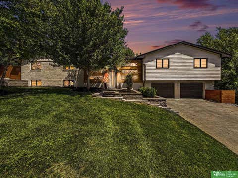Photo of 8426 Cedar Street, Omaha, NE 68124 (MLS # 22615670)