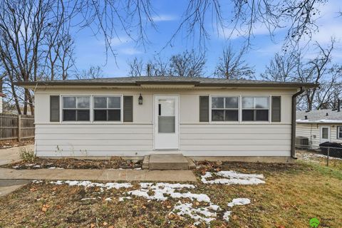 Photo of 5915 Holdrege Street, Lincoln, NE 68505 (MLS # 22534672)