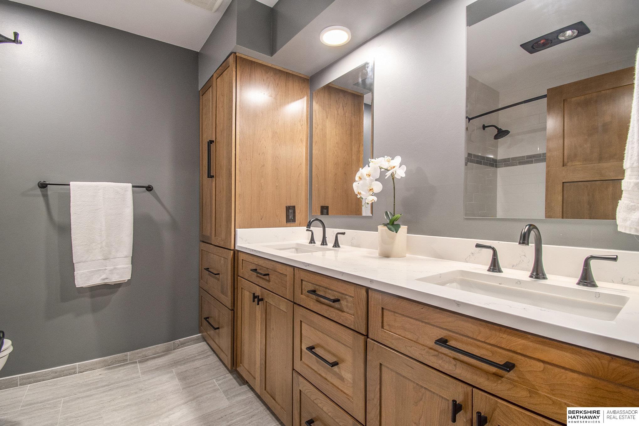 Bellevue, Nebraska 68005, United States, 4 Bedrooms Bedrooms, ,3 BathroomsBathrooms,Residential,Active,173986