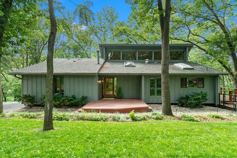 Photo of 1606 Camp Gifford Road, Bellevue, NE 68005 (MLS # 22520175)