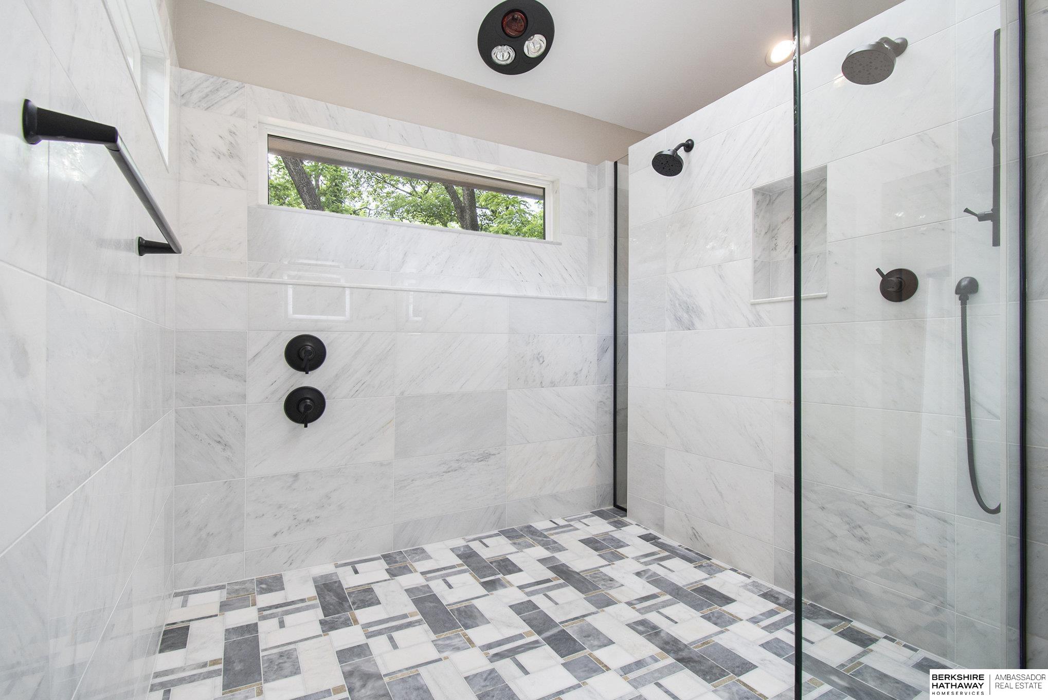 Bellevue, Nebraska 68005, United States, 4 Bedrooms Bedrooms, ,3 BathroomsBathrooms,Residential,Active,173986