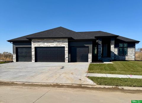 Photo of 5714 N 213th Avenue, Elkhorn, NE 68022 (MLS # 22532759)