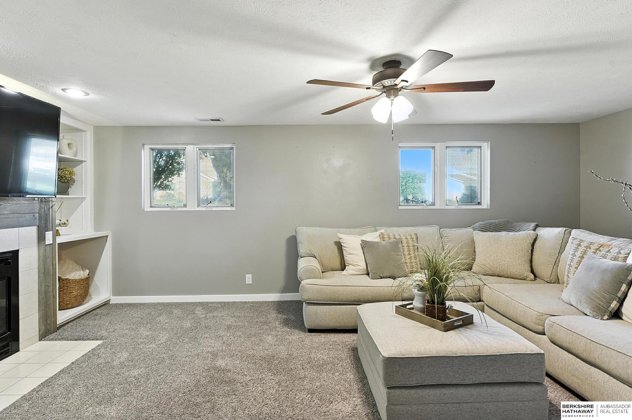 Valley, Nebraska 68064, United States, 3 Bedrooms Bedrooms, ,2 BathroomsBathrooms,Residential,Active,172860