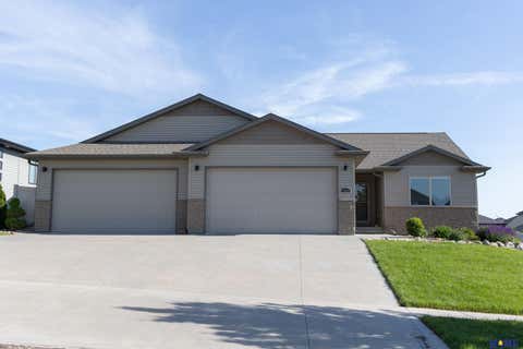 Photo of 7535 Tavin Drive, Lincoln, NE 68516 (MLS # 22621456)