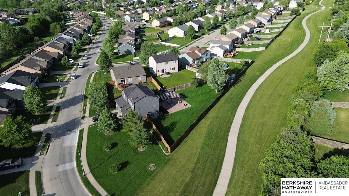 Omaha, Nebraska 68116, United States, 3 Bedrooms Bedrooms, ,3 BathroomsBathrooms,Residential,Pending,131875