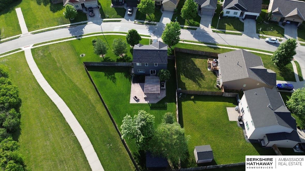 Omaha, Nebraska 68116, United States, 3 Bedrooms Bedrooms, ,3 BathroomsBathrooms,Residential,Pending,131875