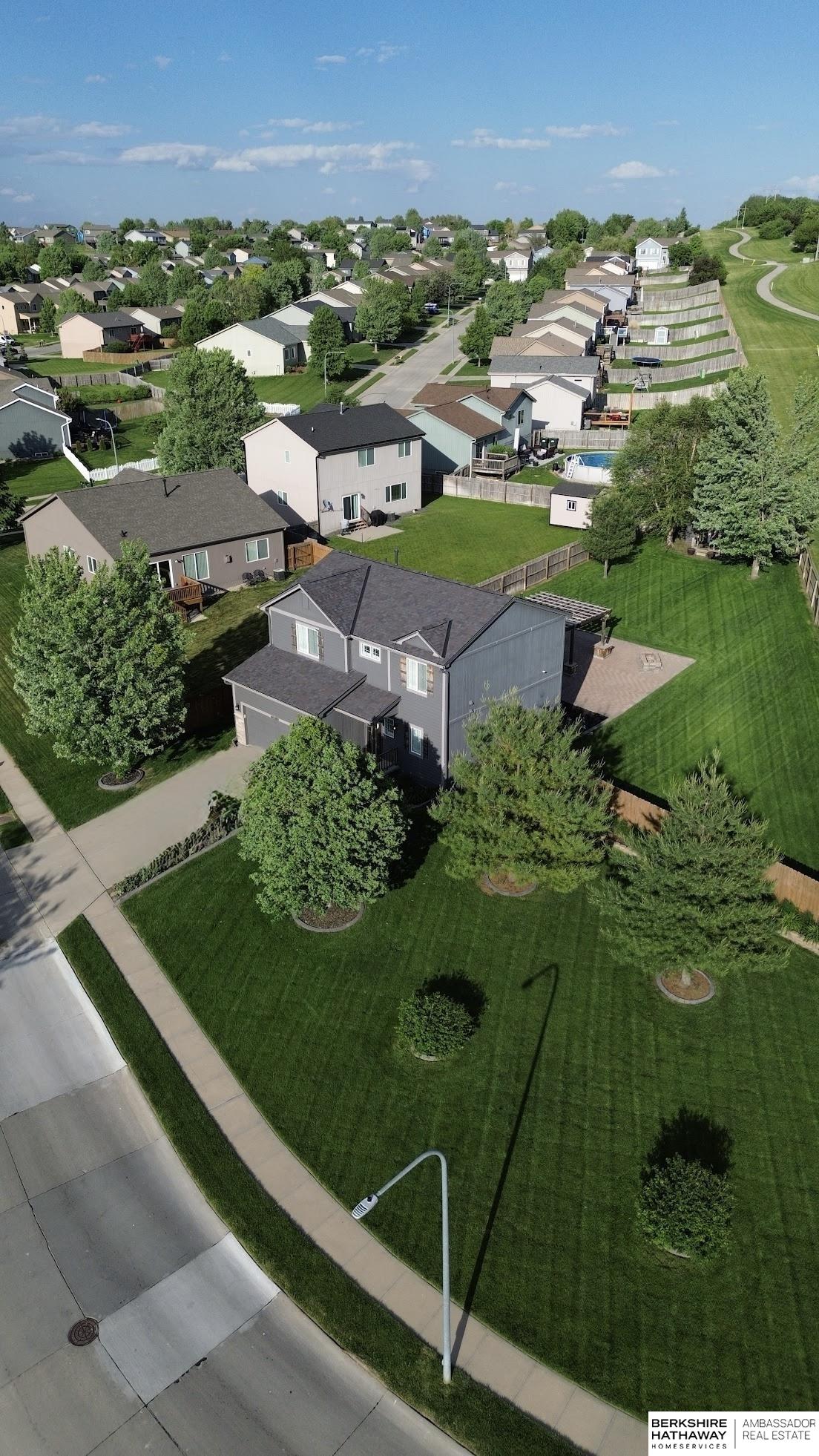 Omaha, Nebraska 68116, United States, 3 Bedrooms Bedrooms, ,3 BathroomsBathrooms,Residential,Pending,131875